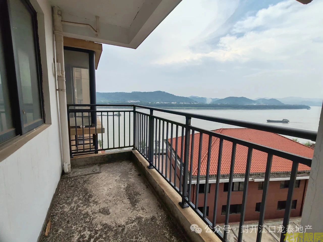 又一套江景房 江南城电梯中层