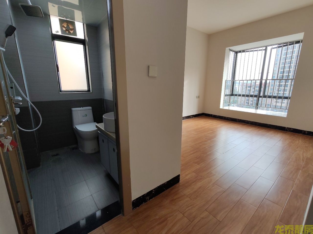 捡漏！康盛名门精装三房仅49.8万