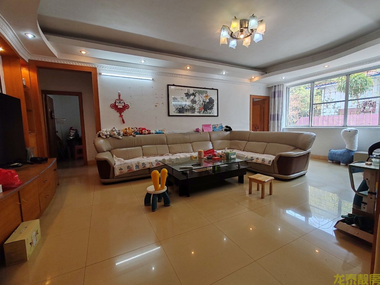 老城区稀缺大四房！138㎡精装步梯6楼，实用为王