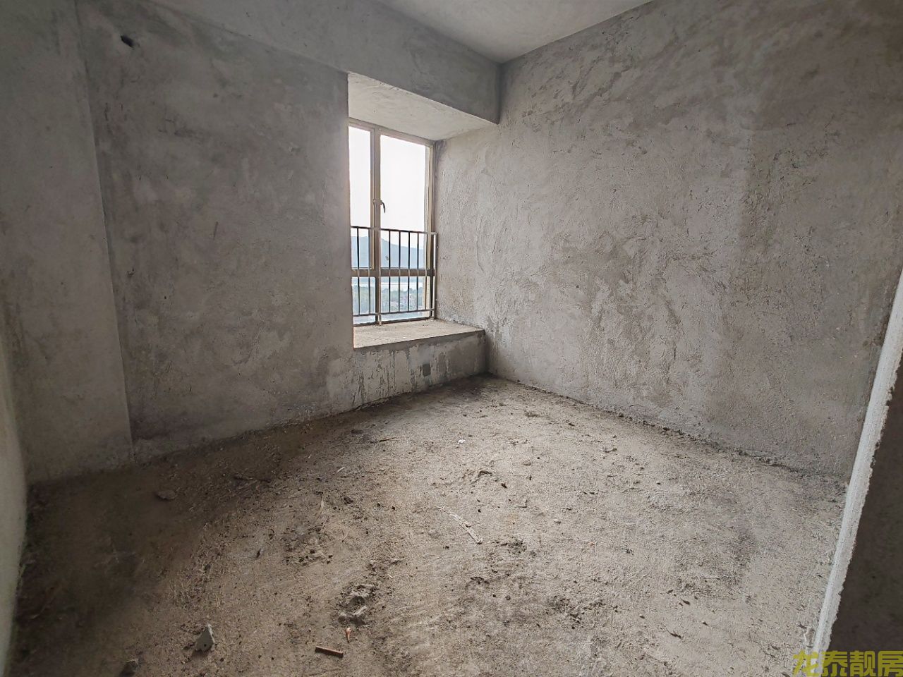 盛世商贸城 江景三房急售